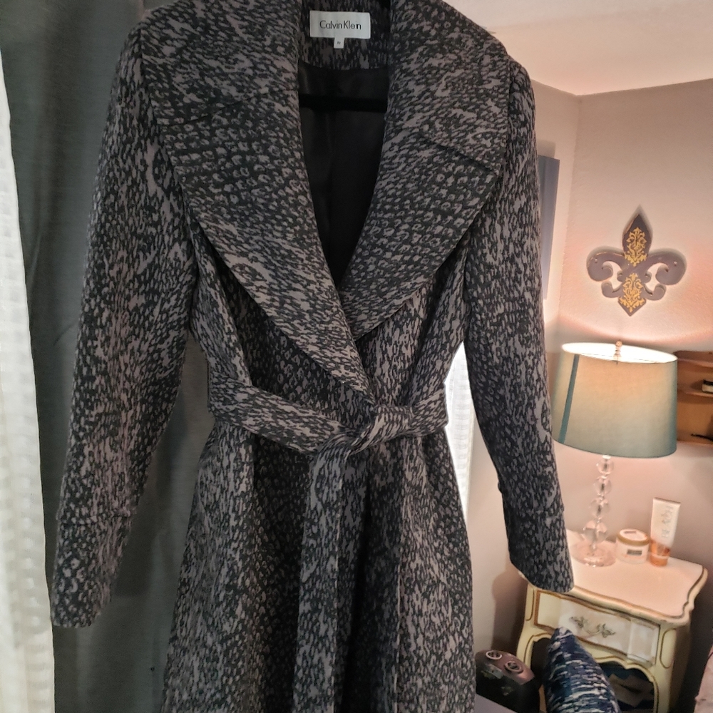 Calvin Klein (W)snakeskin belted pea coat -size 12